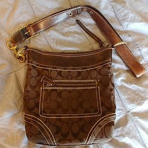 Coach shoulder bag with wallet